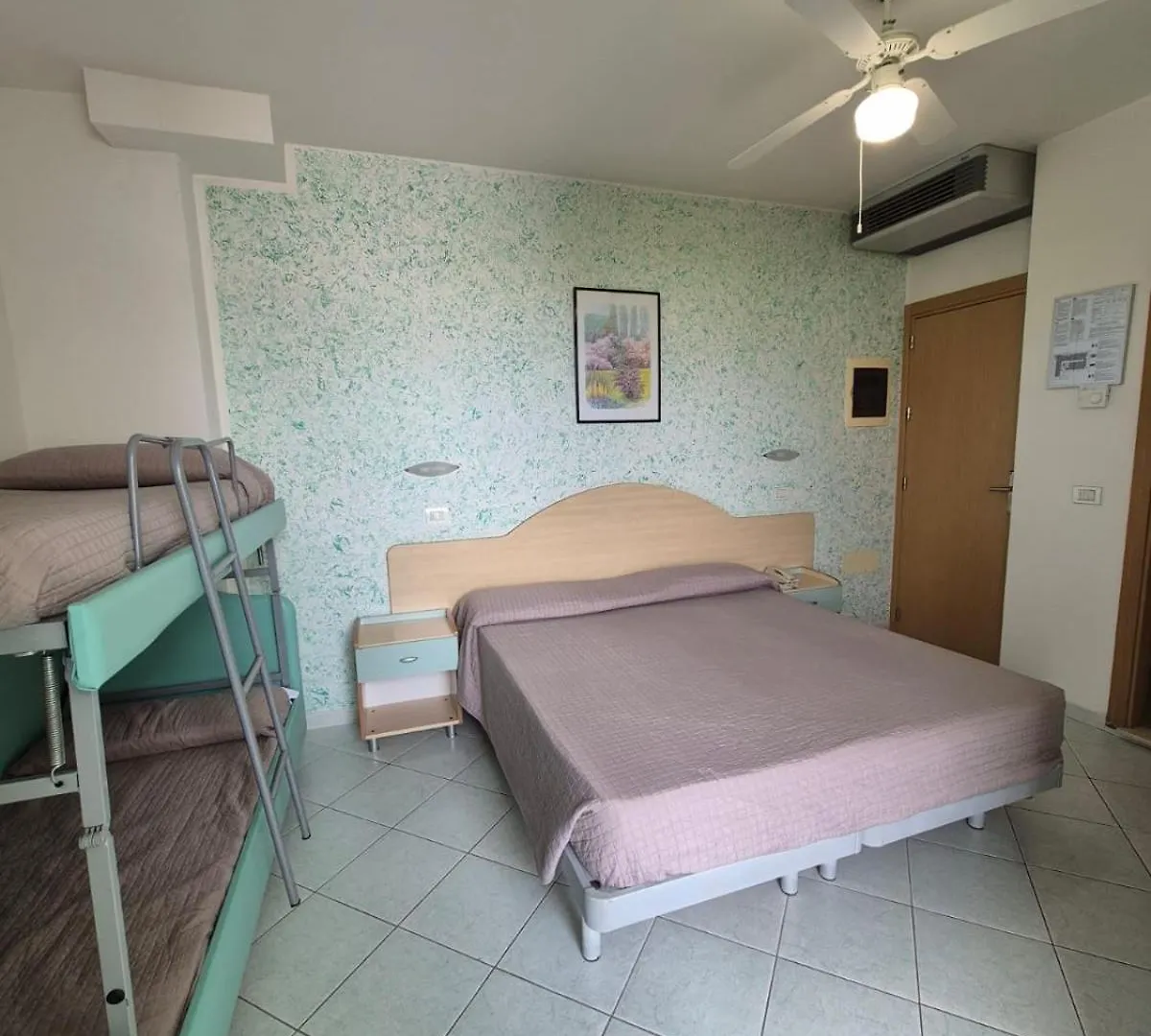 Hotel Romagna Каттолика 3*,