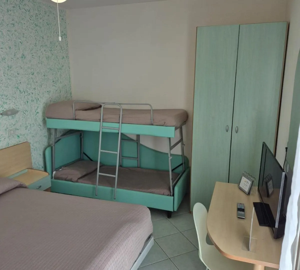 Hotel Romagna Каттолика