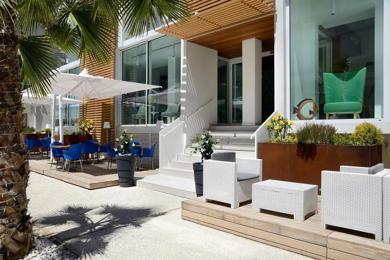 ***  Hotel Romagna Κατόλικα Ιταλία